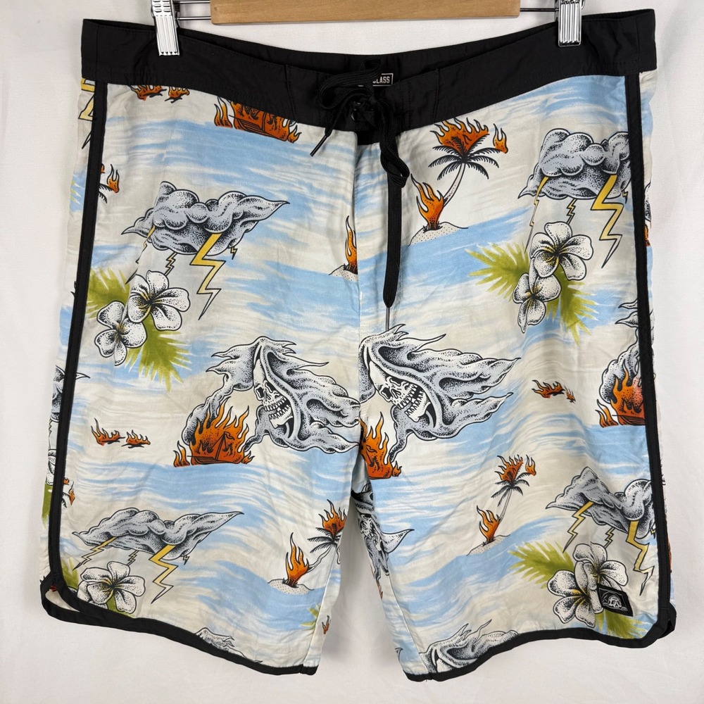 Lurking Class Men's Skull Board Shorts Swim Trunks 36 Indie Surfing Hawaiian